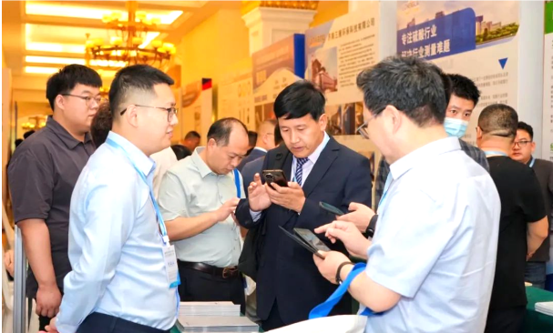 聚焦行業(yè)發(fā)展！公司高層出席 2025 重有色金屬先進(jìn)冶金研討會(huì)